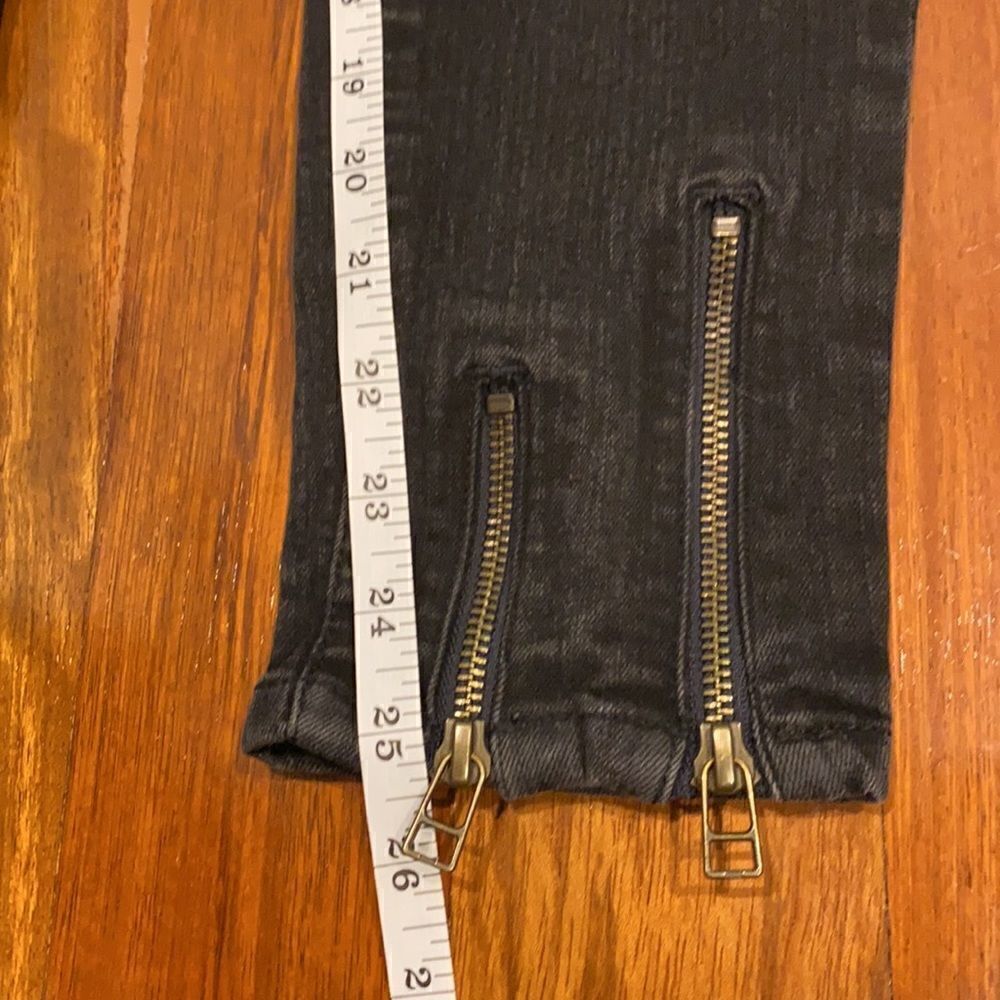 William Rast skinny jeans with zippers - Picture 9 of 10